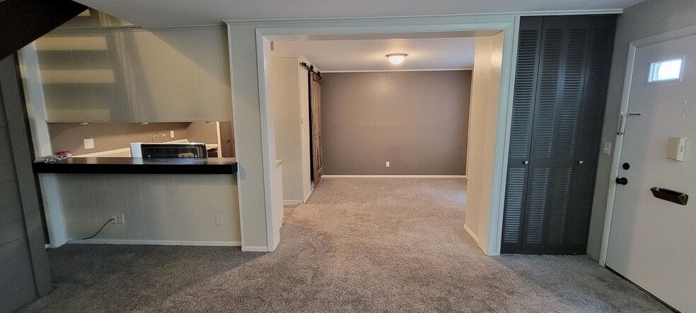 Building Photo - 8914 Trotter Lane # A