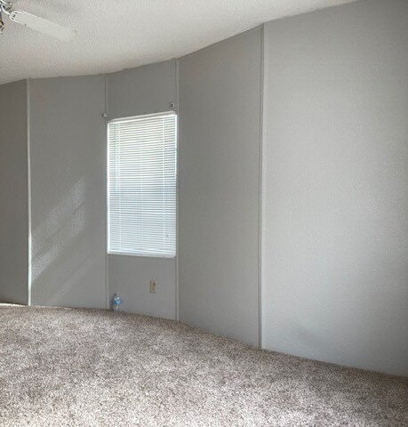 Building Photo - 3 bedroom 2 bath mobile home