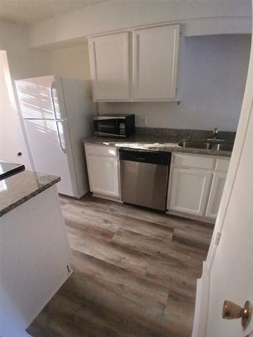 Building Photo - 103 S Las Vegas Trail