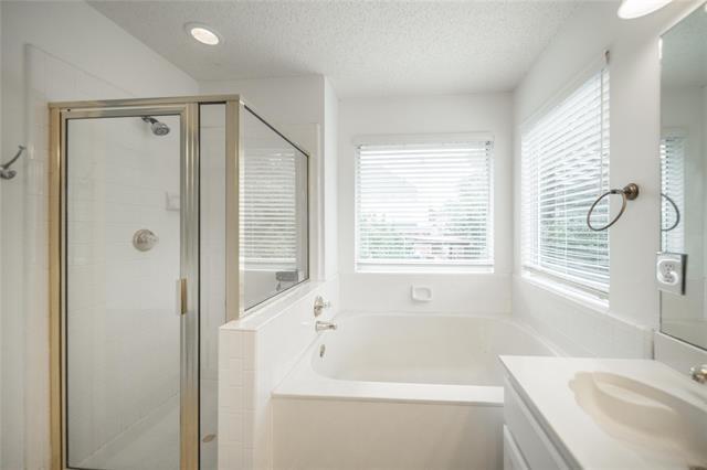 Building Photo - 1812 Ingleside Dr