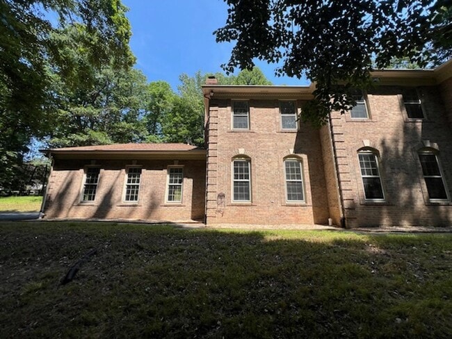 Primary Photo - Spacious SF home in Potomac