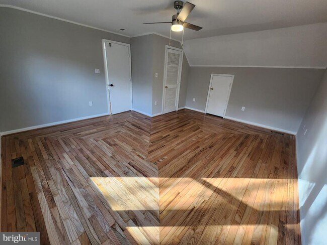 Building Photo - 5625 Reardon Ln