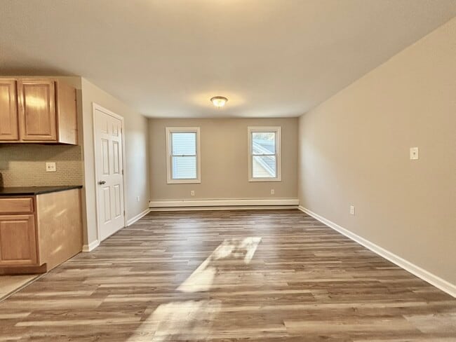 Living Room - 760 Grove St