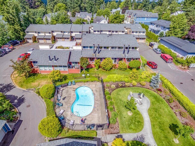 Pool and end unit on right - 237 Shepard Way NW