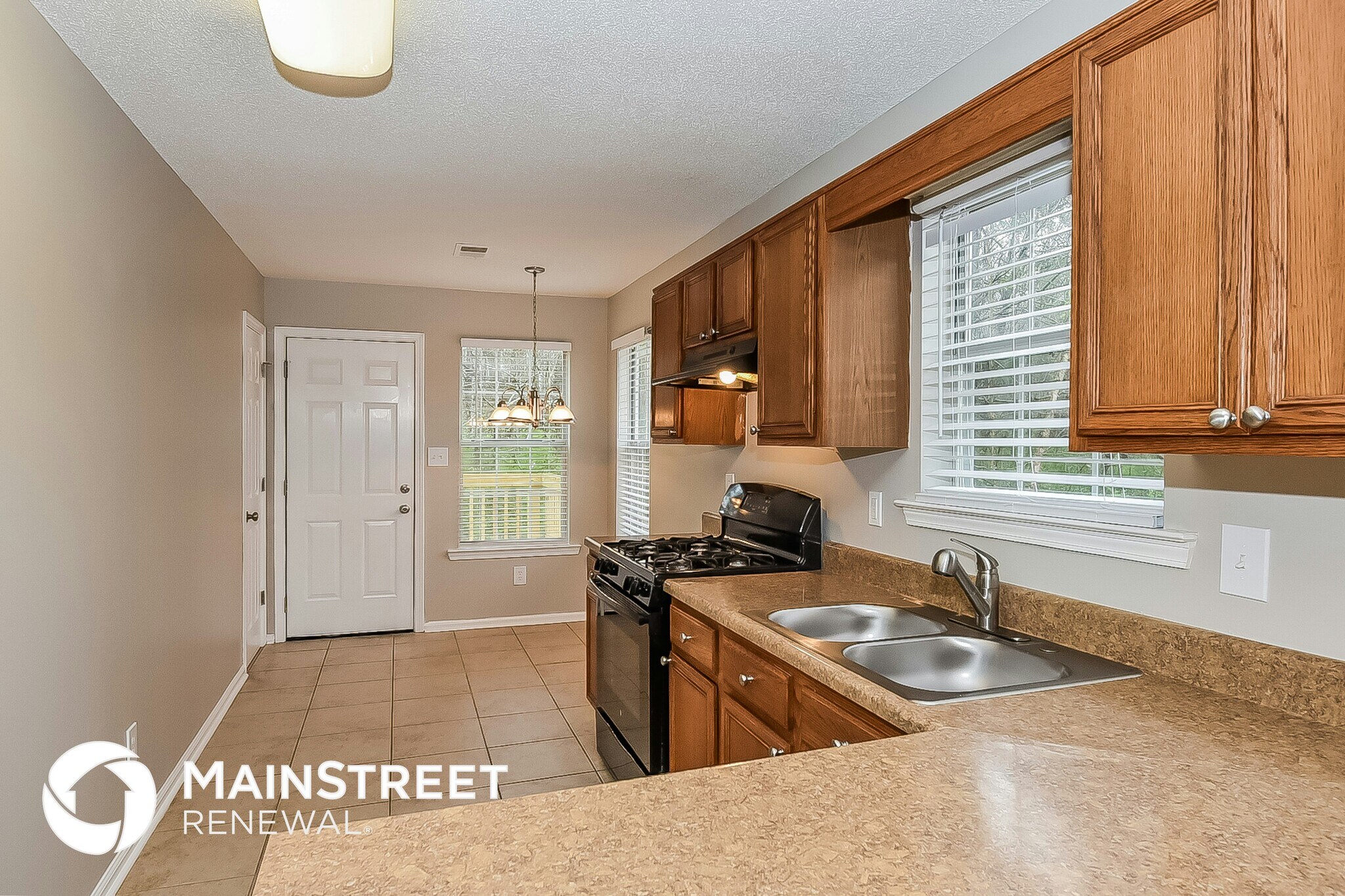 Building Photo - 1367 Camrose Ct