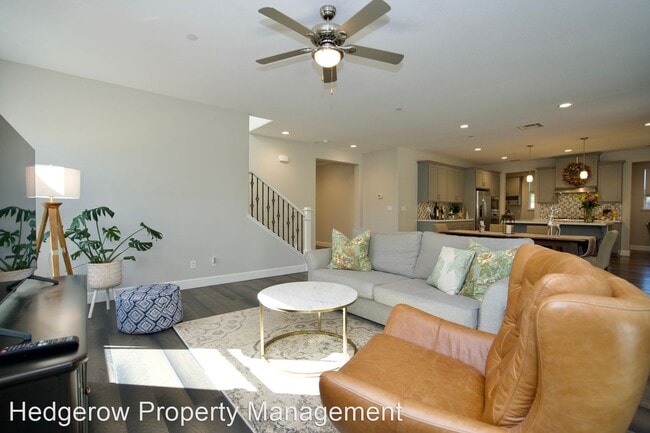 Building Photo - 4 br, 3 bath House - 2071 Morlan Drive