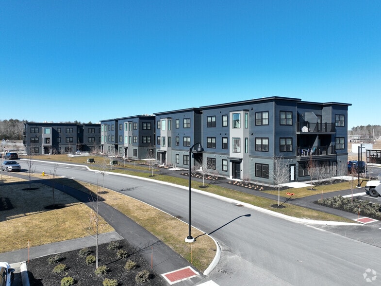 Primary Photo - Hackamore North Apartments