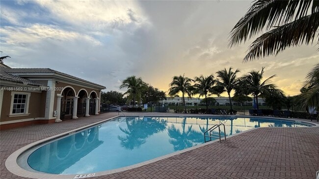 Building Photo - 5866 Hampton Hills Blvd