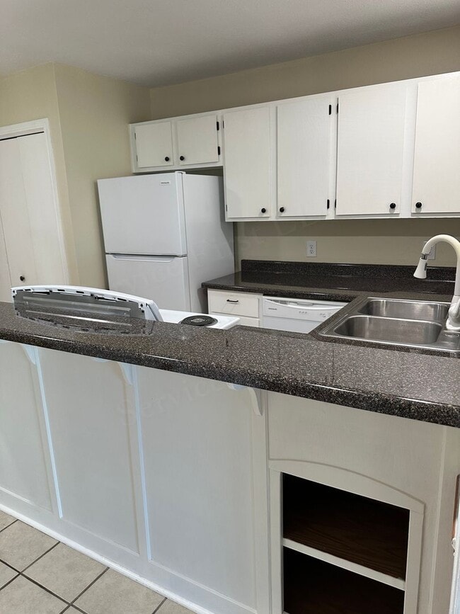 Building Photo - Wallen Bluff 4 Plex