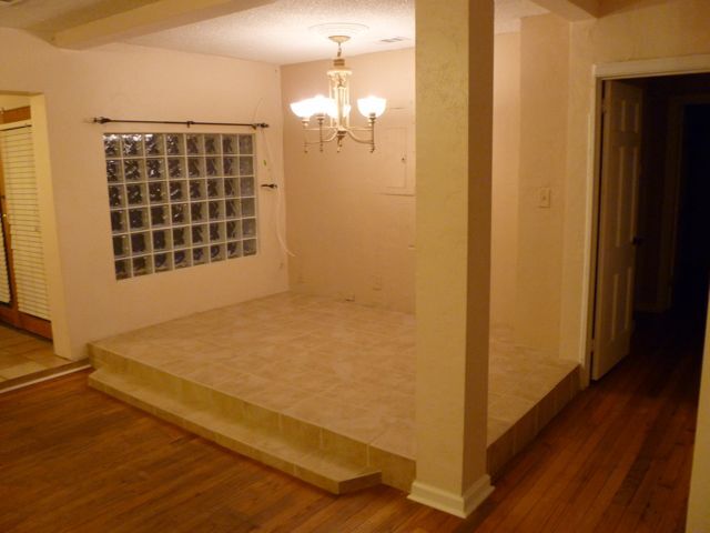 Building Photo - 416 E Magnolia Dr