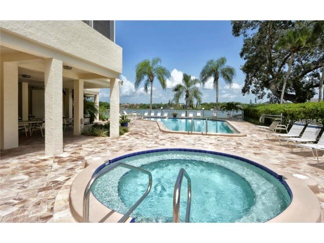 Building Photo - 1215 S Portofino Dr
