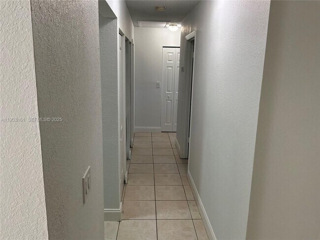 Building Photo - 6051 10th Ave N