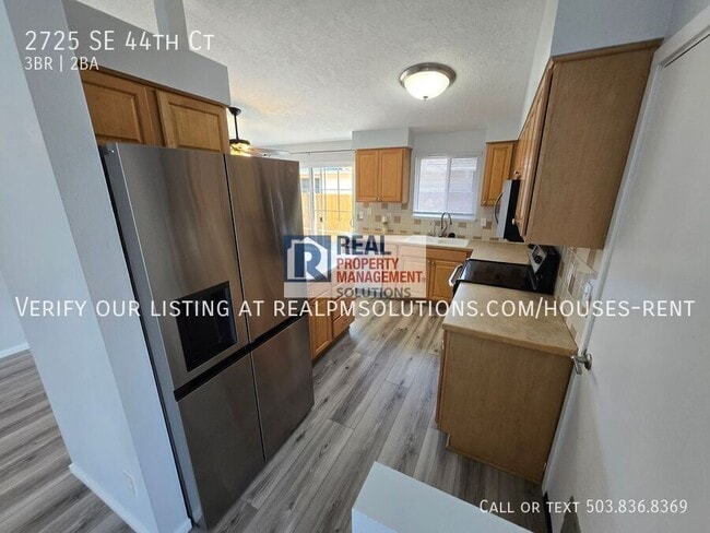 Building Photo - 2725 SE 44th Ct