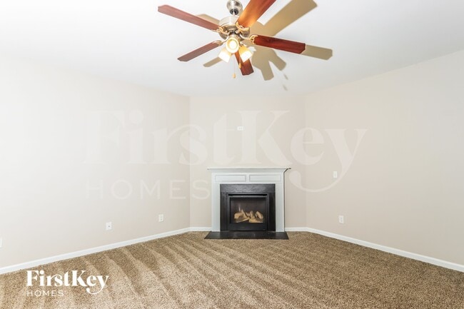 Building Photo - 356 Madison Grace Ave