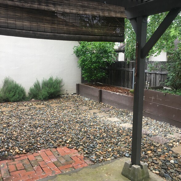 Building Photo - 11049 Autumnwind Lane