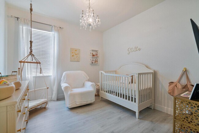 Building Photo - 17548 Canopy Ct