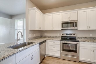 Building Photo - Beautiful Home in a Newly Developed Neighborhood