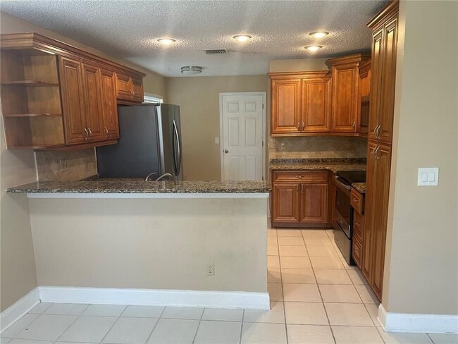 Building Photo - 2939 Myrtle Oak Cir