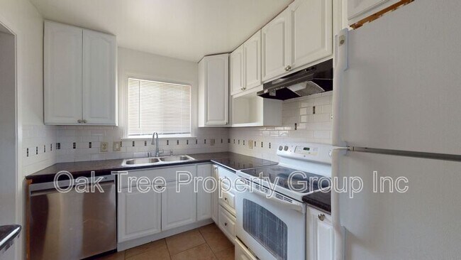 Building Photo - 1400 Yuba Ave