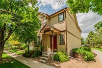 Building Photo - Spacious 4BD, 3.5BA Aurora Highlands Home ...