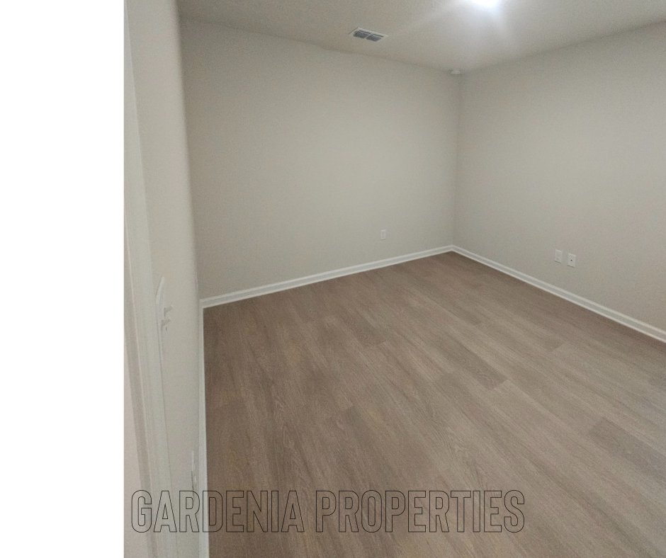 Building Photo - 1115 E 5th St