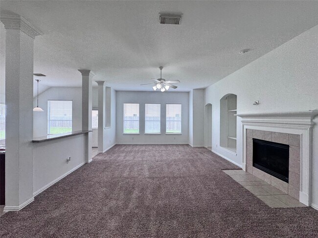 Building Photo - 7502 Quiet Trace Ln