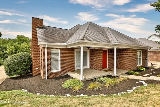 Primary Photo - Super Nice Shelbyville Condo For Rent
