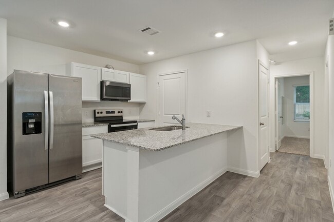 Building Photo - 12070 William Trails Cir