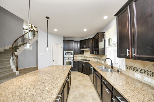 Building Photo - 20714 S Blue Hyacinth Dr