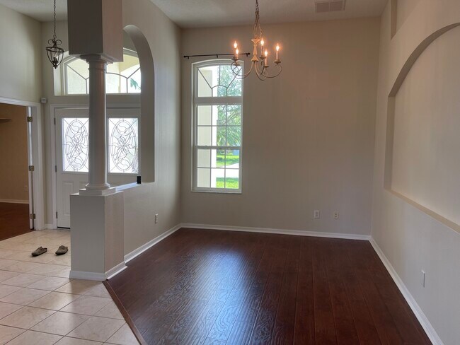 Building Photo - 2038 Cascades Cove Dr