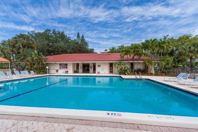 Building Photo - 5550 NW 44th St