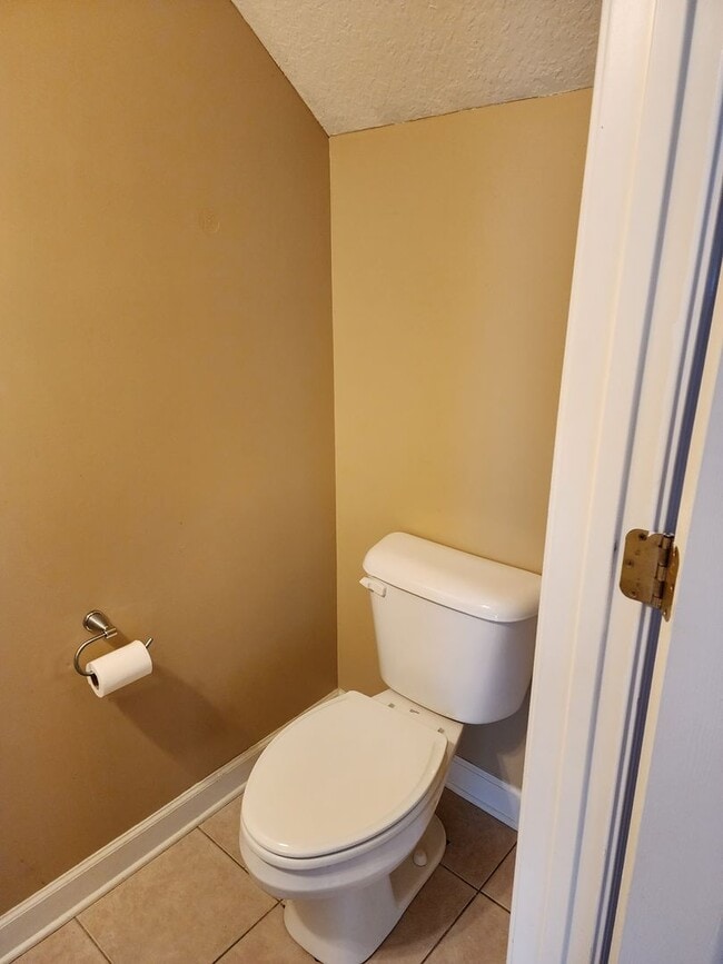 Building Photo - 122 Governors Blvd