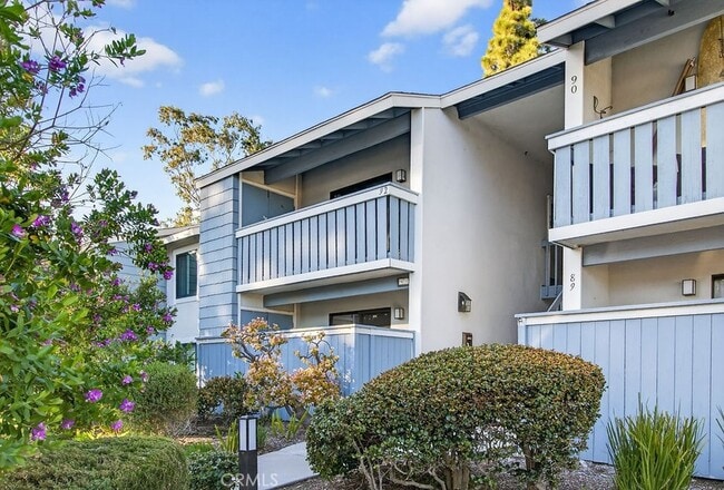 Building Photo - 25611 Quail Run