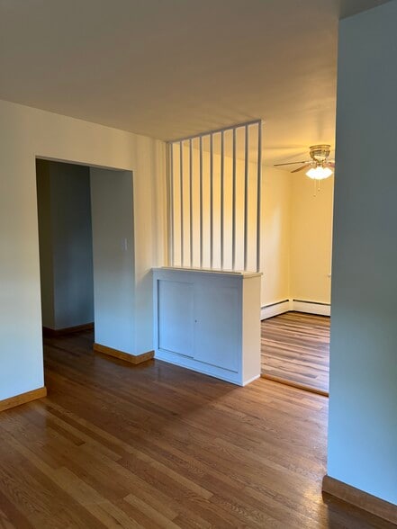 Building Photo - 625 E Queen St