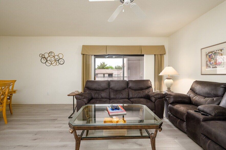 Building Photo - 9455 E Raintree Dr