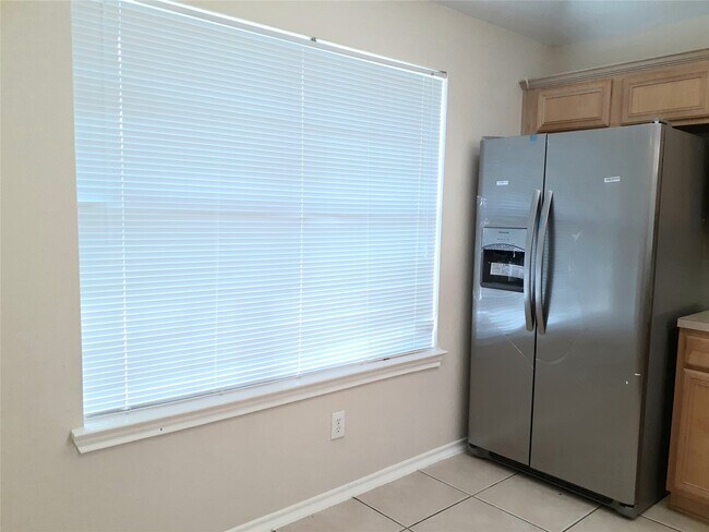 Building Photo - 16914 Great Oaks Glen Dr