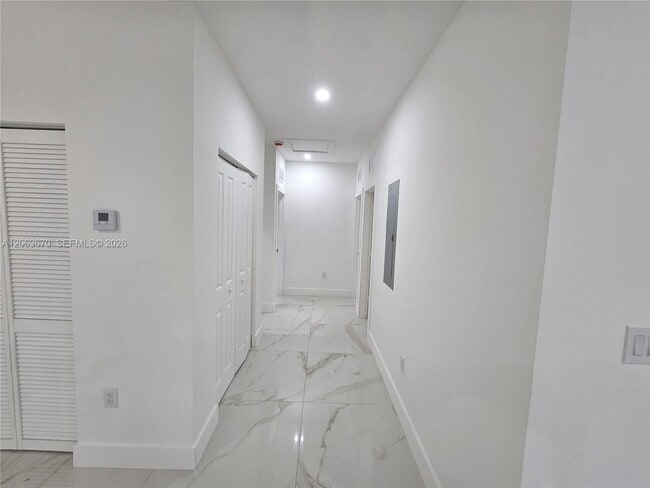 Building Photo - 14231 SW 286th St