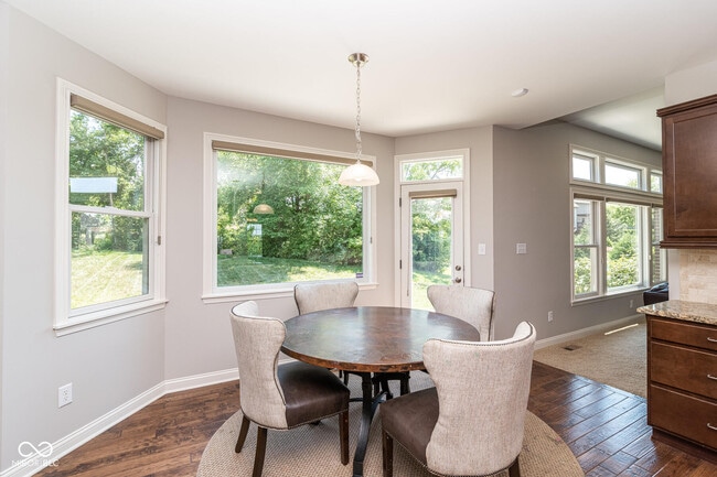 Building Photo - 10599 Geist View Dr