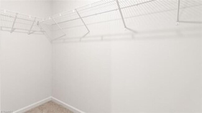 Building Photo - 1707 Komondor Trl