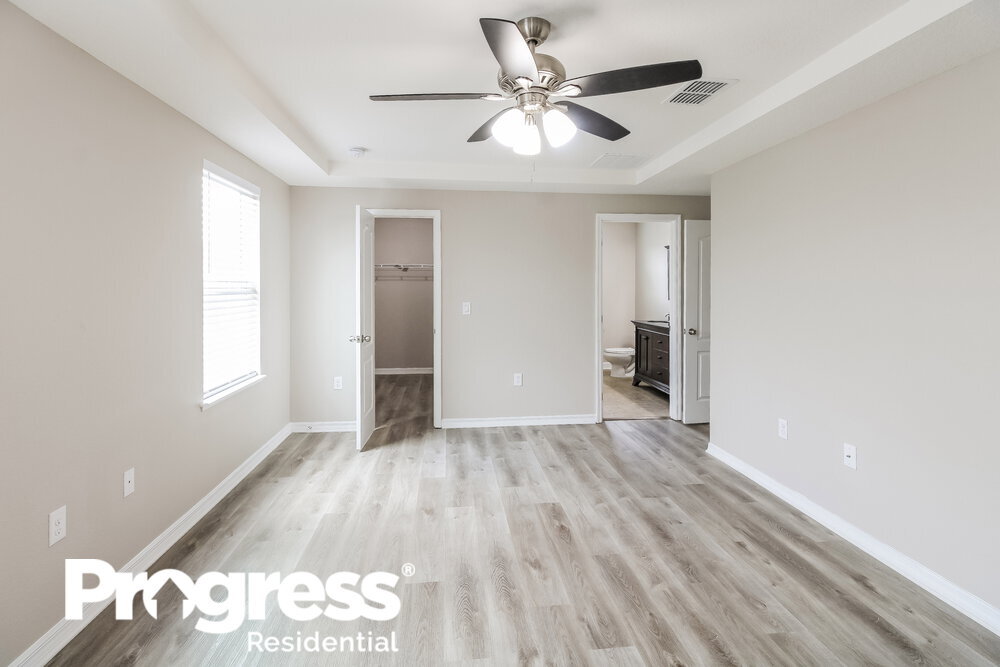 Building Photo - 9350 Caracara Drive