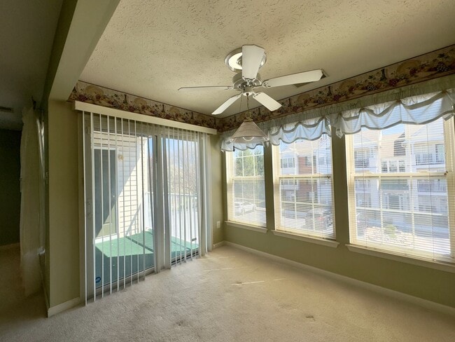 Building Photo - Charming 2 Bedroom/2 Bathroom Condo with In-Unit Laundry in Owings Mills, MD!