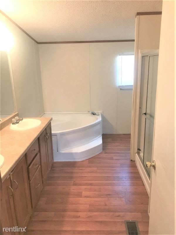Building Photo - 3 br, 2 bath Mobile Home - 22095 Fm 306