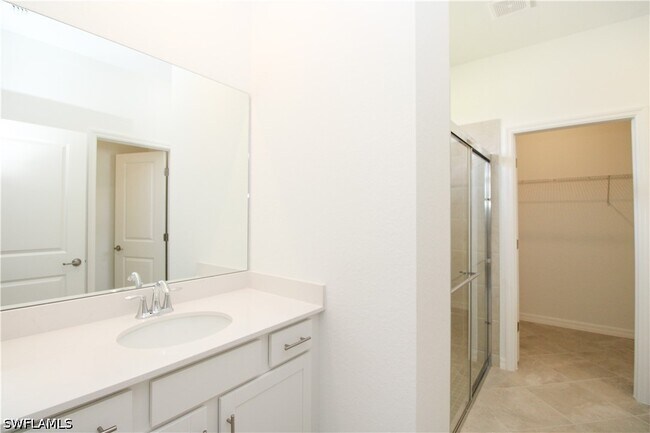 Building Photo - 2156 Dragonfruit Wy