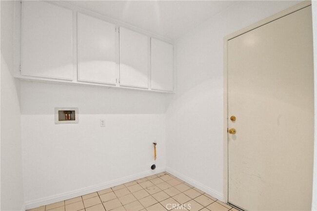 Building Photo - 1253 Taft Ln