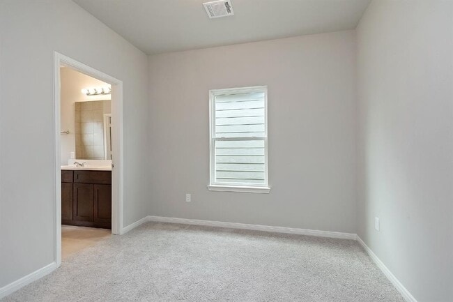 Building Photo - 1043 Marcolin St