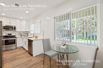 Building Photo - 560 Bucknell Ave