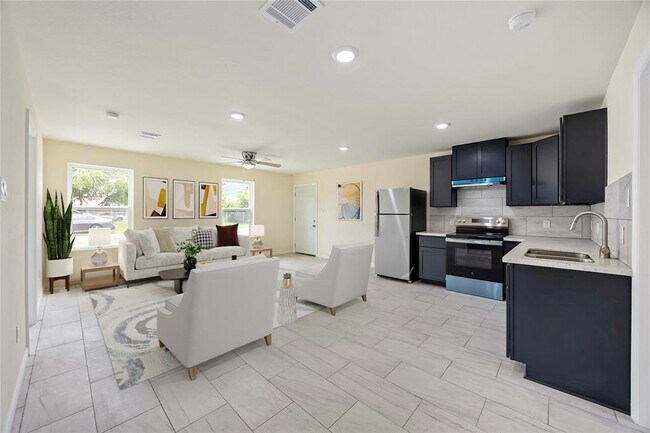 Building Photo - 14704 O Hara Dr