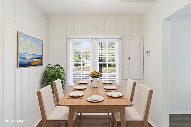 Building Photo - 20 Martha Ave