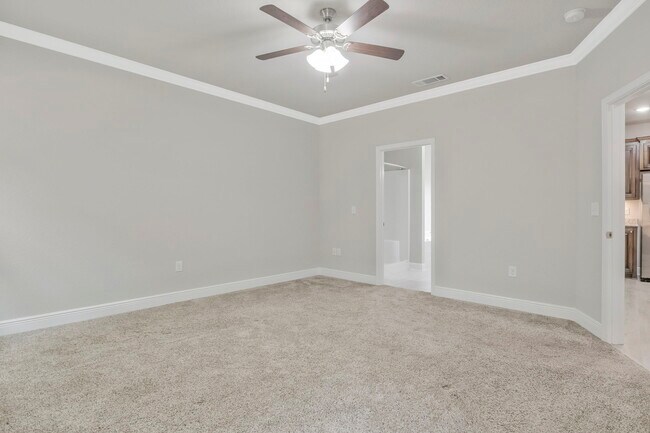 Building Photo - 5402 Parkside Dr