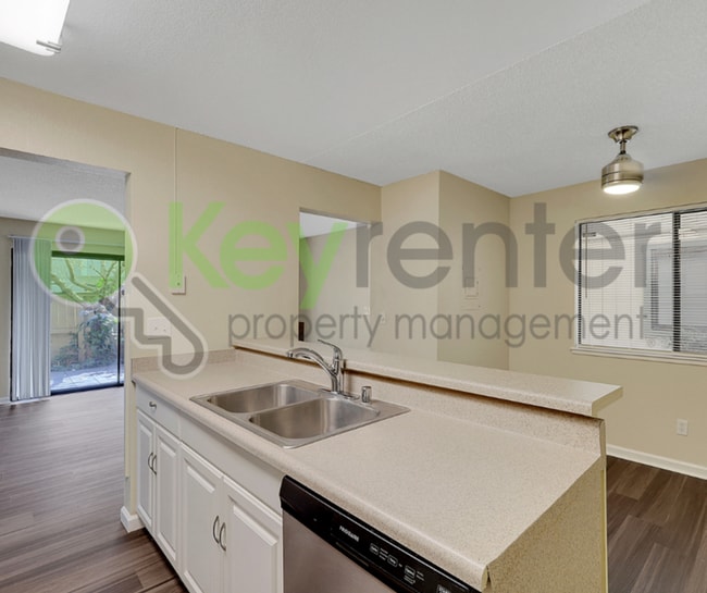Building Photo - 600 Del Verde Cir